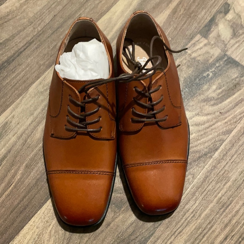 Brand New Florsheim dress shoes for boys